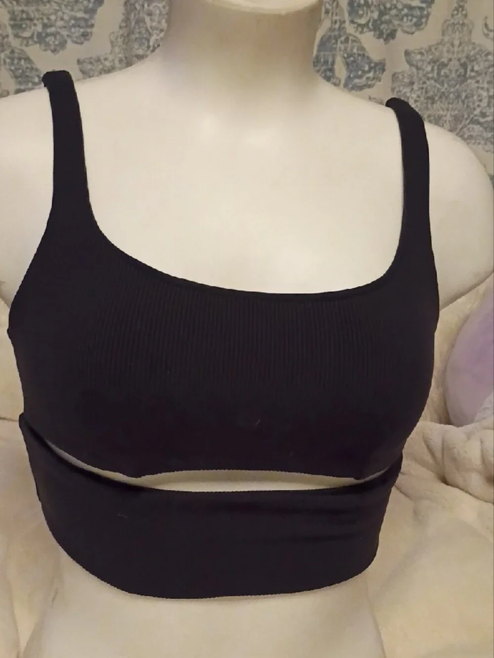 ALO Yoga Black Ribbed Cutout Sports Bralette